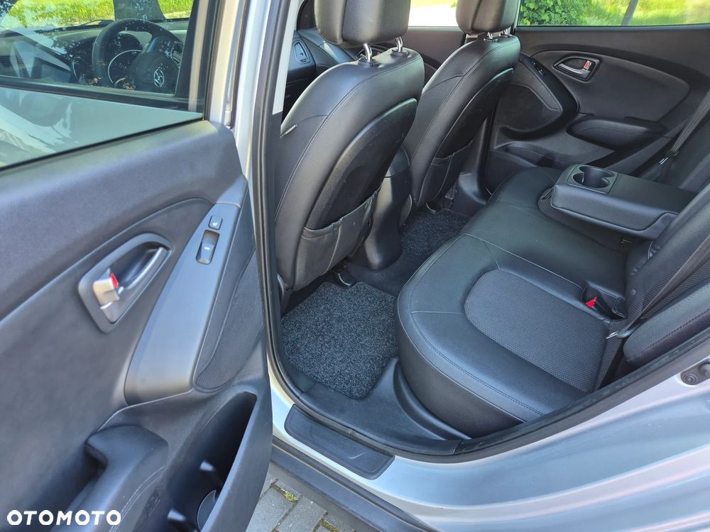 Hyundai ix35 1.6 2WD blue Style - 14
