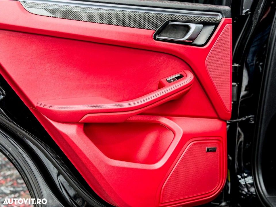 Porsche Macan Turbo PDK mit Performance Paket - 25