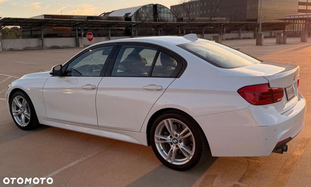 BMW Seria 3 330i M Sport - 7
