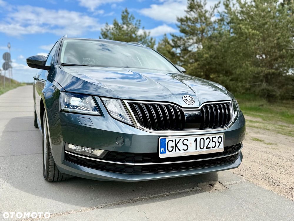 Skoda Octavia 2.0 TDI Edition DSG - 5