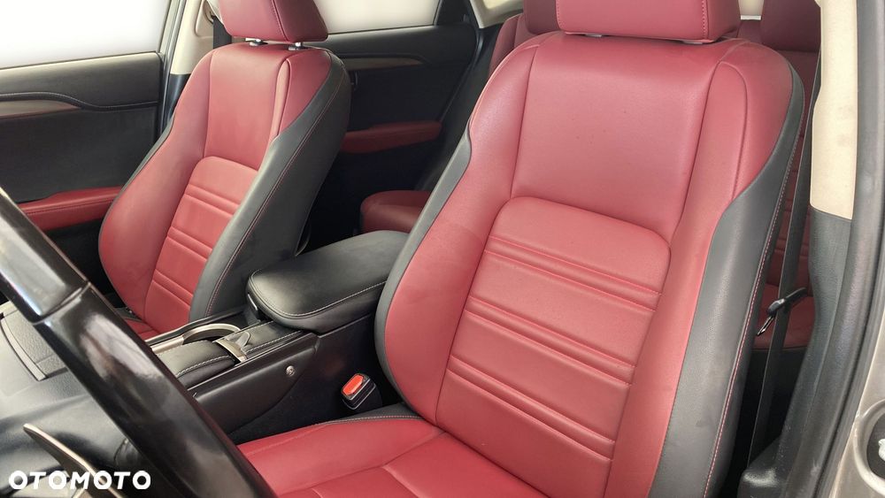 Lexus NX 300h F Impression AWD - 11