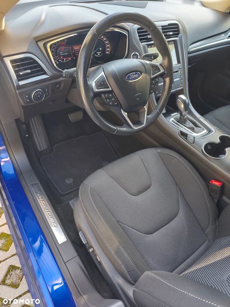 Ford Mondeo 2.0 EcoBoost Titanium - 11