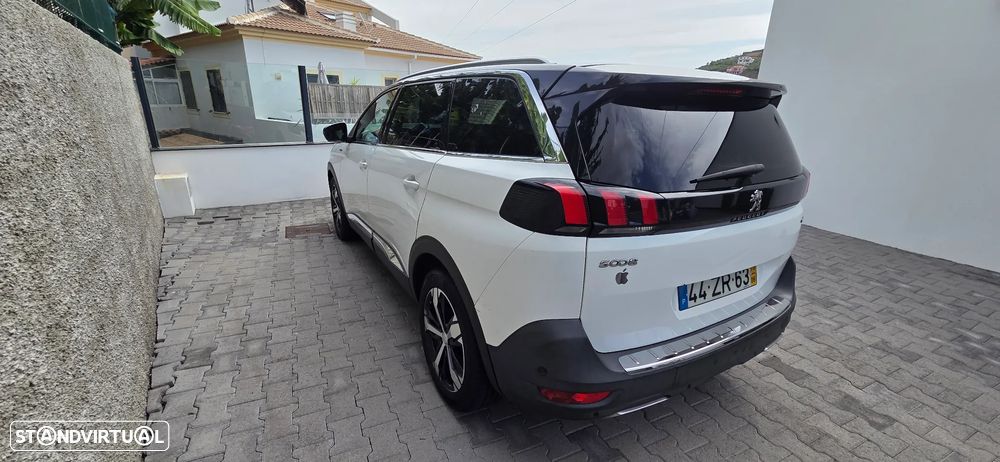 Peugeot 5008 - 9