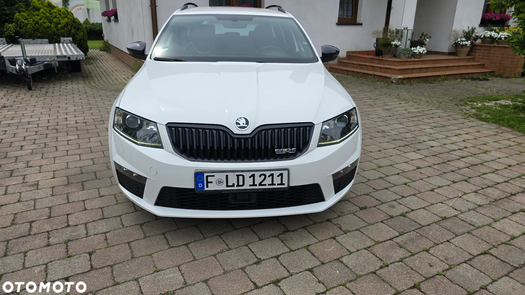 Skoda Octavia Combi 2.0 TDI DSG RS - 15