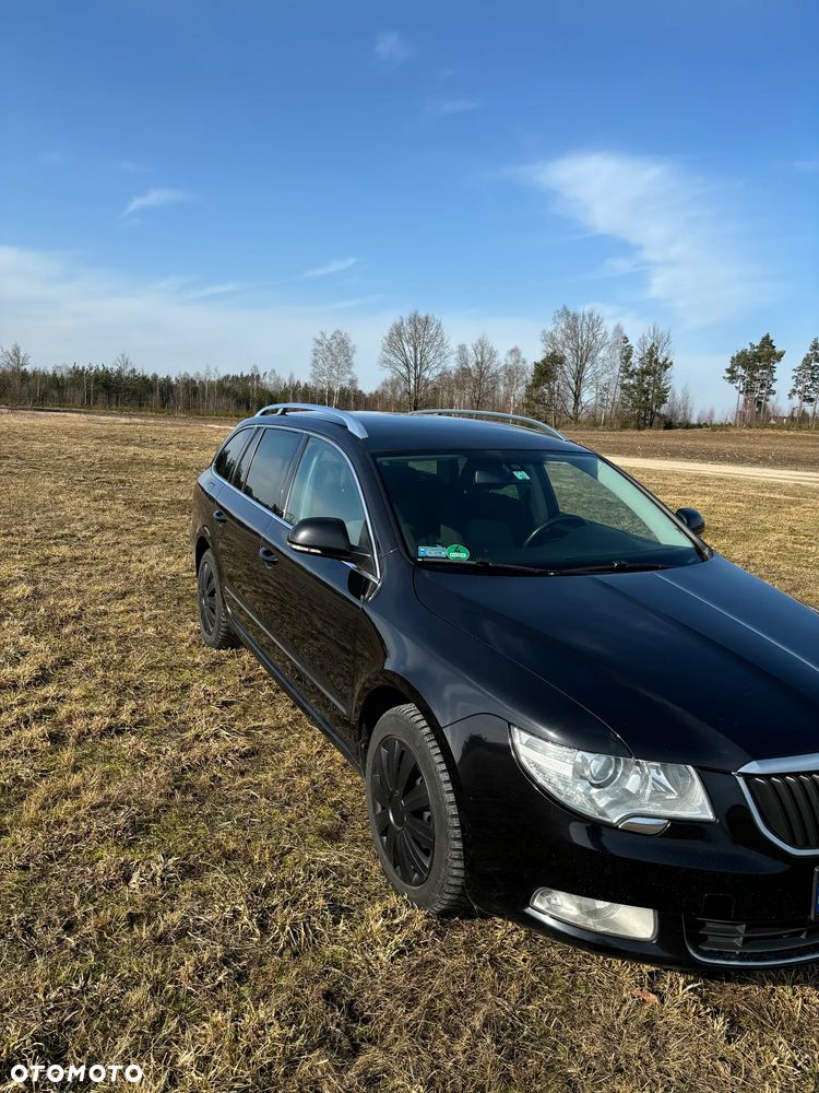 Skoda Superb 2.0 TDI DSG Elegance - 2