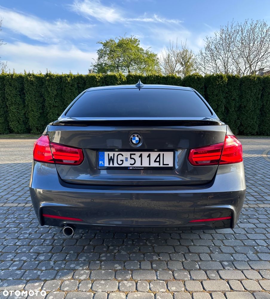 BMW Seria 3 318d M Sport - 4