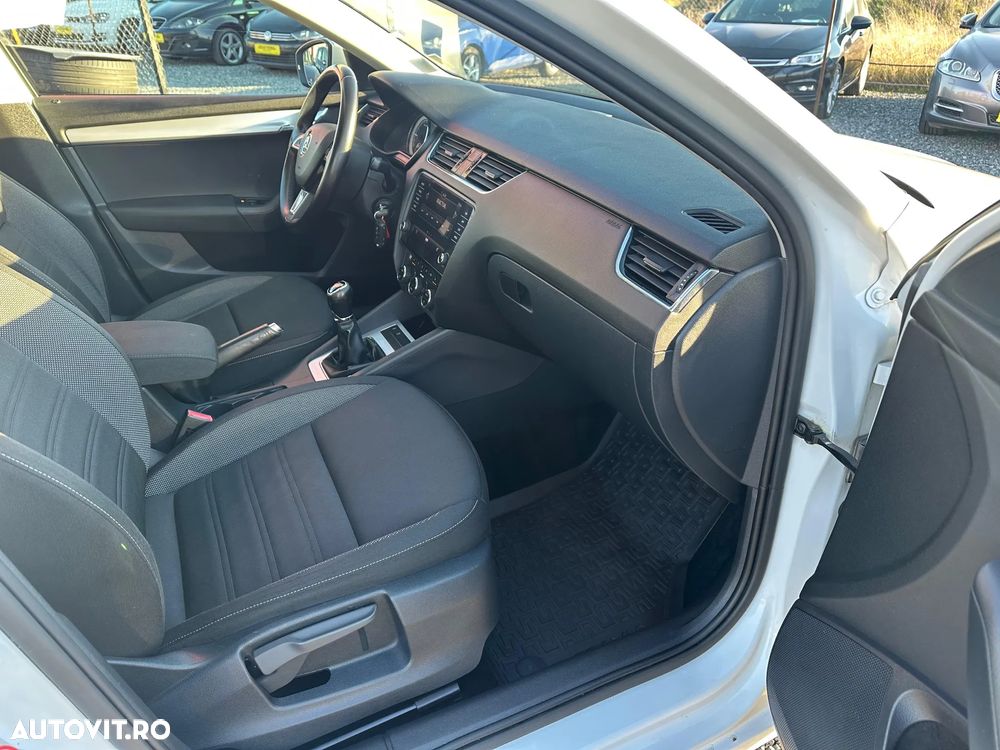 Skoda Octavia Combi 1.6 TDI Ambition - 11