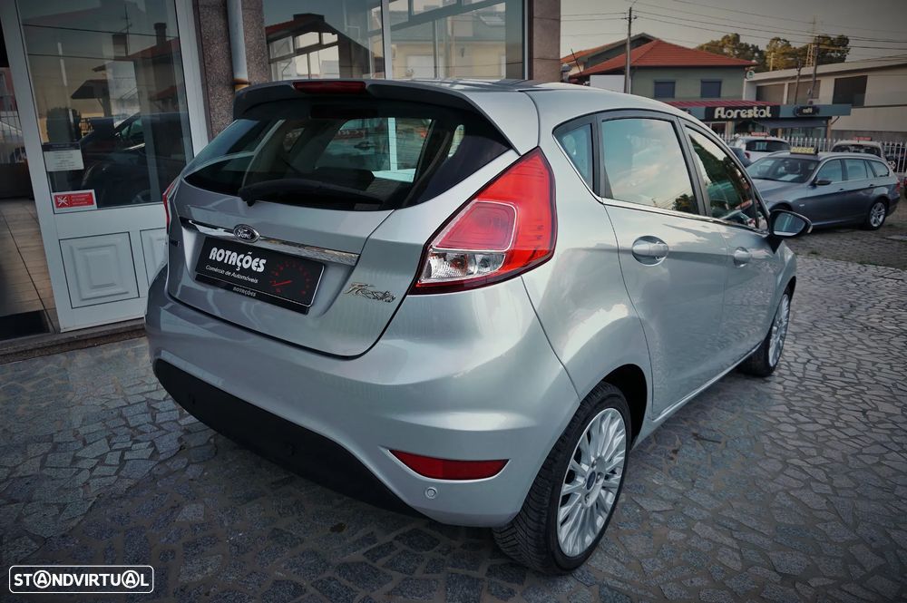 Ford Fiesta 1.5 TDCi Titanium - 5