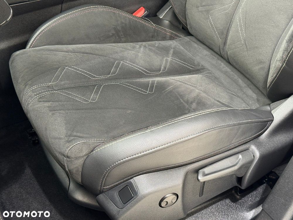 DS Automobiles DS 7 Crossback - 11