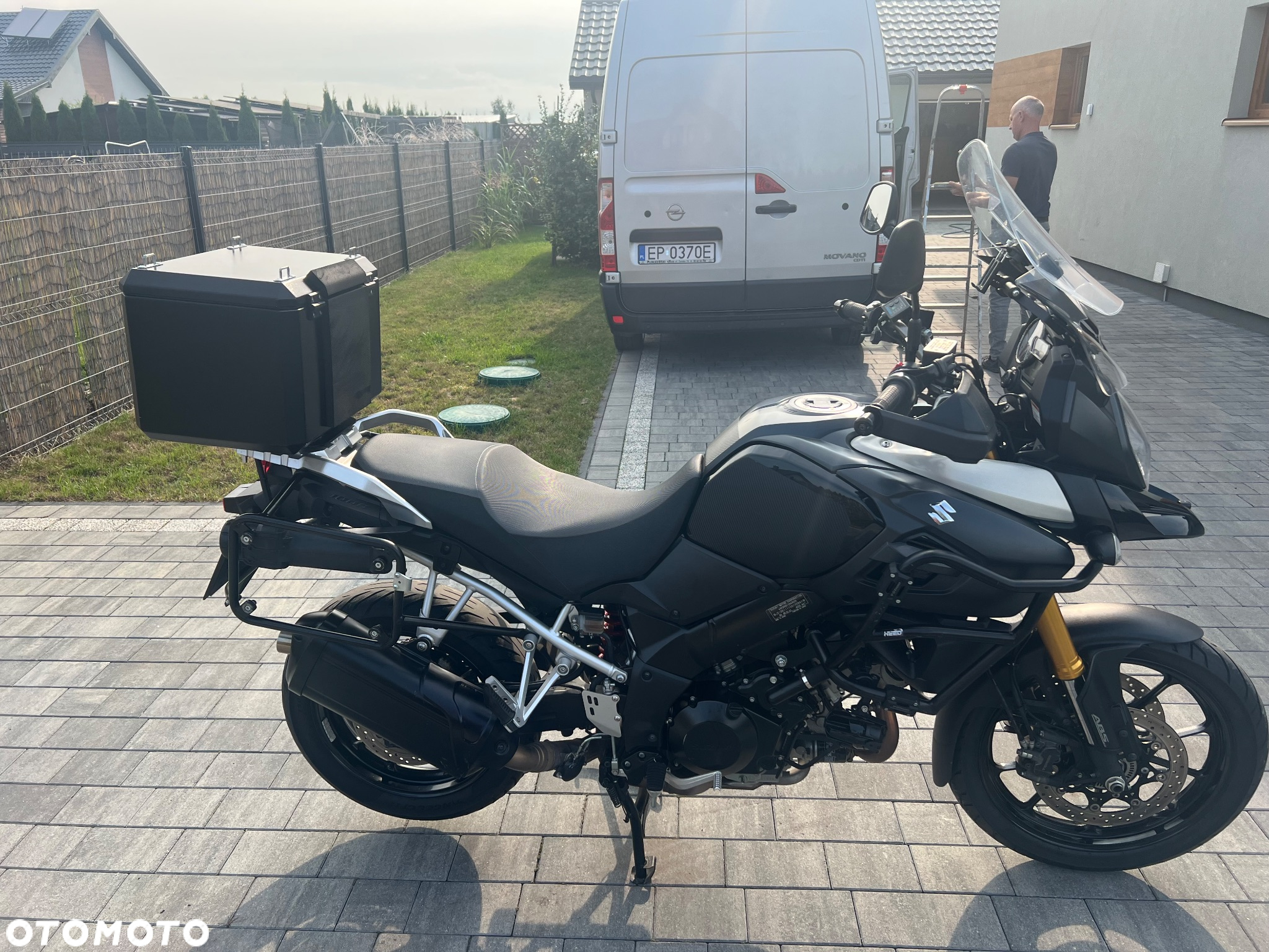 Suzuki DL - 16