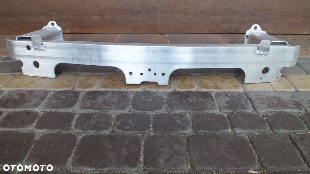 Belka zderzaka przedniego Citroen C4 III - 1