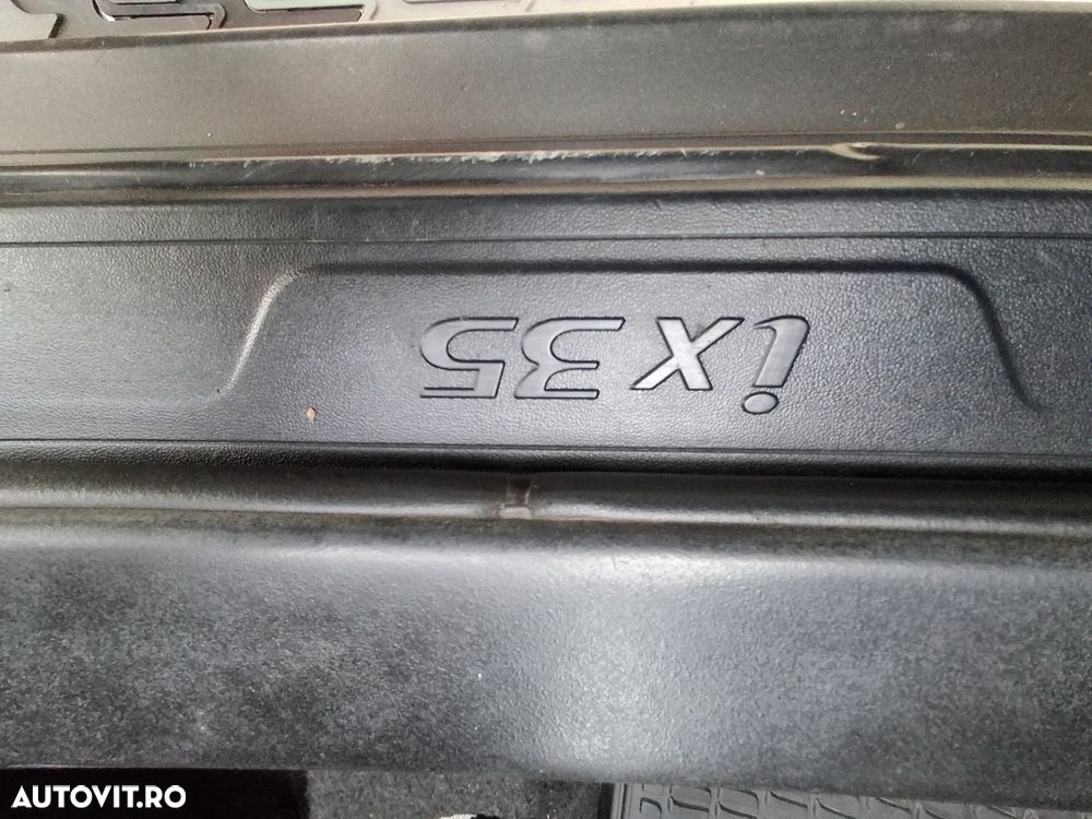 Hyundai ix35 2.0 CRDI High 4WD GLS Aut. Premium - 12