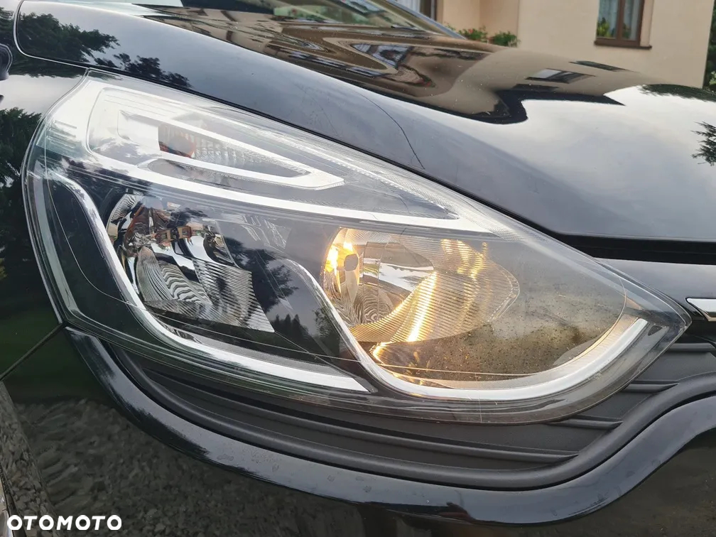 Renault Clio ENERGY TCe 120 LIMITED - 38