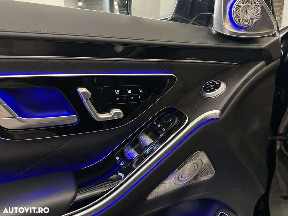 Mercedes-Benz S 500 4MATIC MHEV - 16