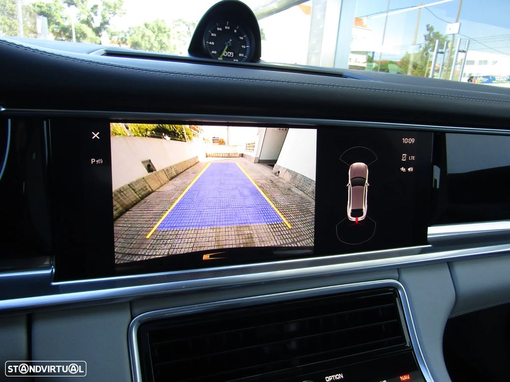 Porsche Panamera Sport Turismo 4 E-Hybrid - 20