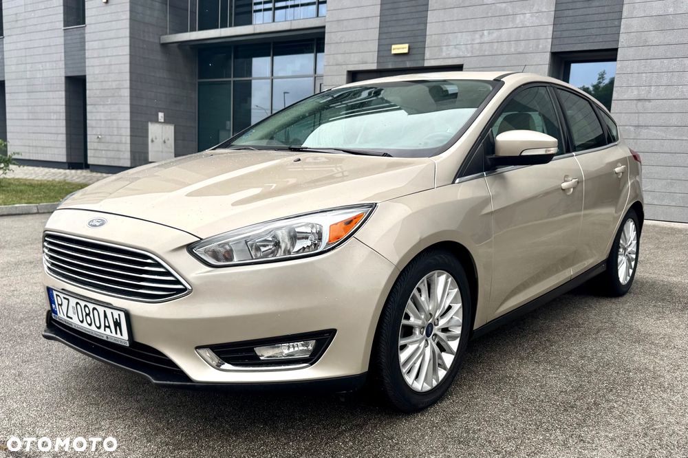 Ford Focus - 1