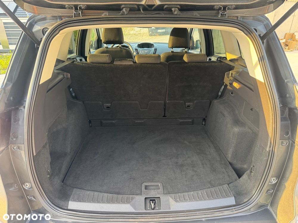 Ford Kuga 2.0 TDCi 2x4 SYNC - 12