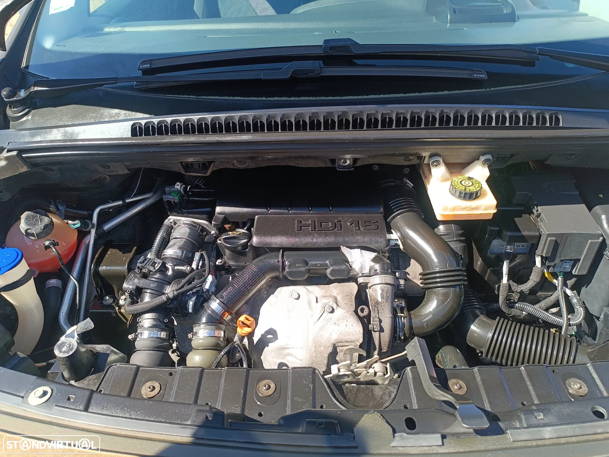 Peugeot 3008 1.6 HDi Sport CMP6 - 28