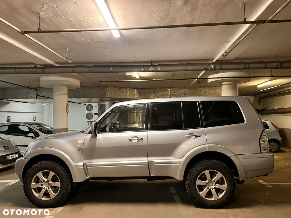 Mitsubishi Pajero 3.2 DI-D Automatik Dakar - 5