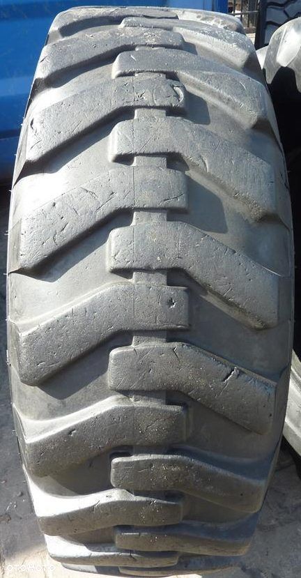 Opona używana przemysłowa 15.5-25 15.5R25 FORERUNNER 700zł W3835 - 1