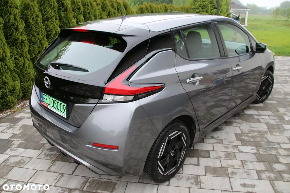 Nissan Leaf 40kWh Acenta - 9