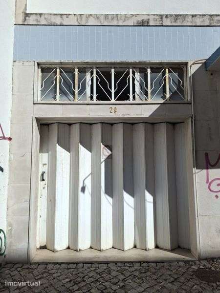 Garagem Box para venda no Barreiro - Grande imagem: 3/9