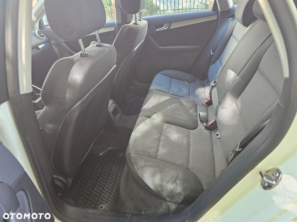 Audi A3 Sportback 2.0 TDI DPF Ambiente - 10