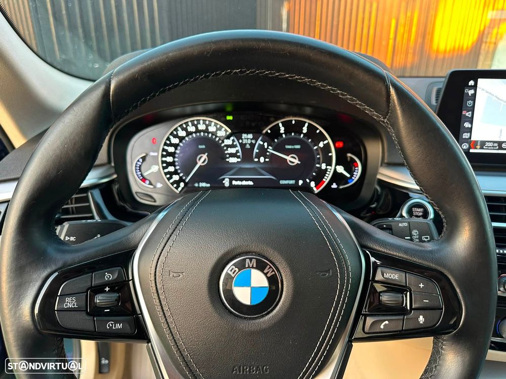 BMW 520 d Line Luxury Auto - 16