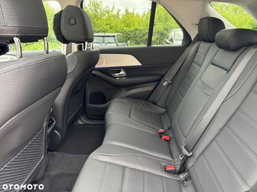 Mercedes-Benz GLE - 12