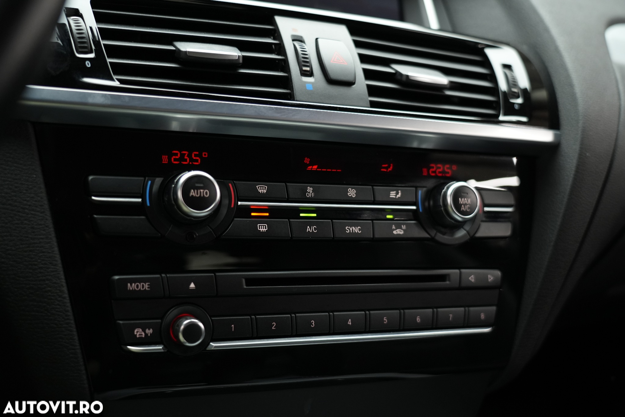 BMW X3 xDrive20d AT xLine - 30