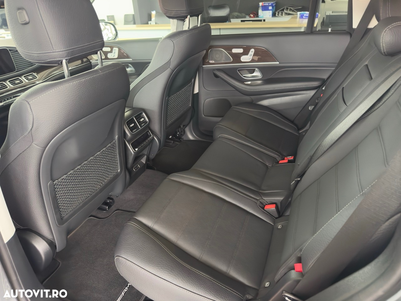Mercedes-Benz GLS 350 d 4Matic 9G-TRONIC AMG Line Advanced Plus - 12