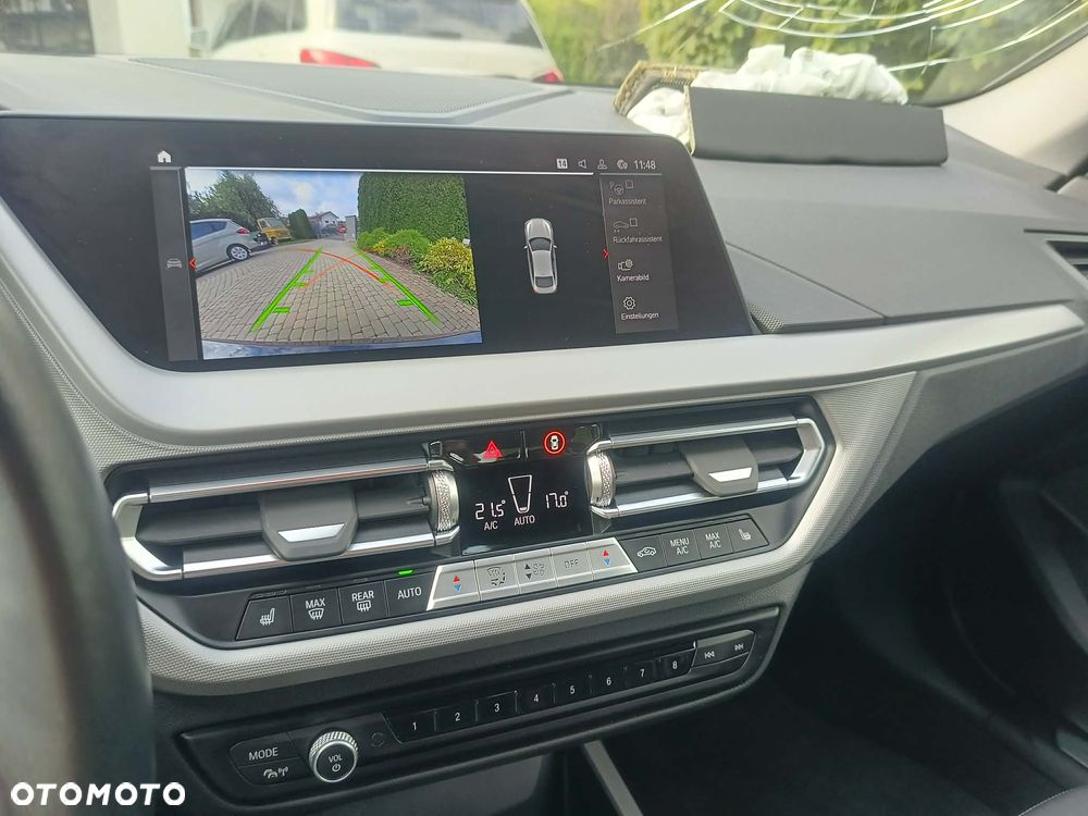 BMW Seria 2 218d Sport Line sport - 22
