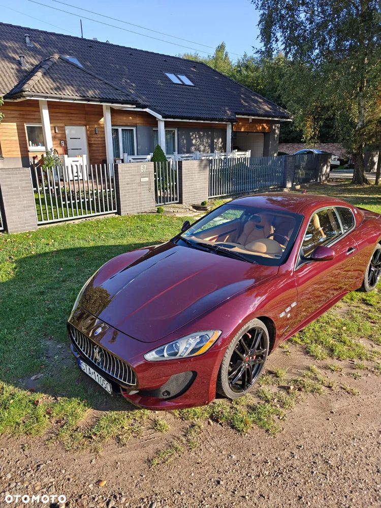 Maserati GranTurismo - 35