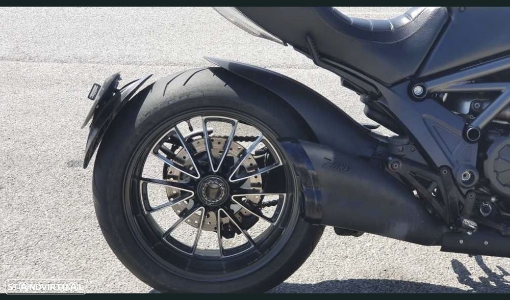 Ducati Diavel Dark - 2