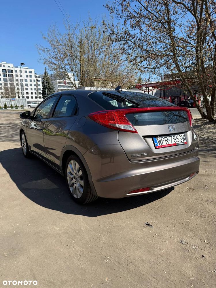Honda Civic - 10