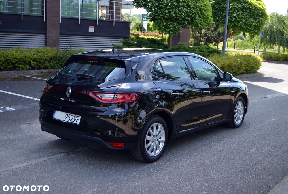 Renault Megane 1.6 SCe Business - 6