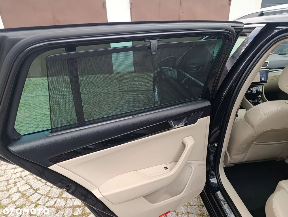 Skoda Superb 2.0 TDI 4x4 L&K DSG - 8