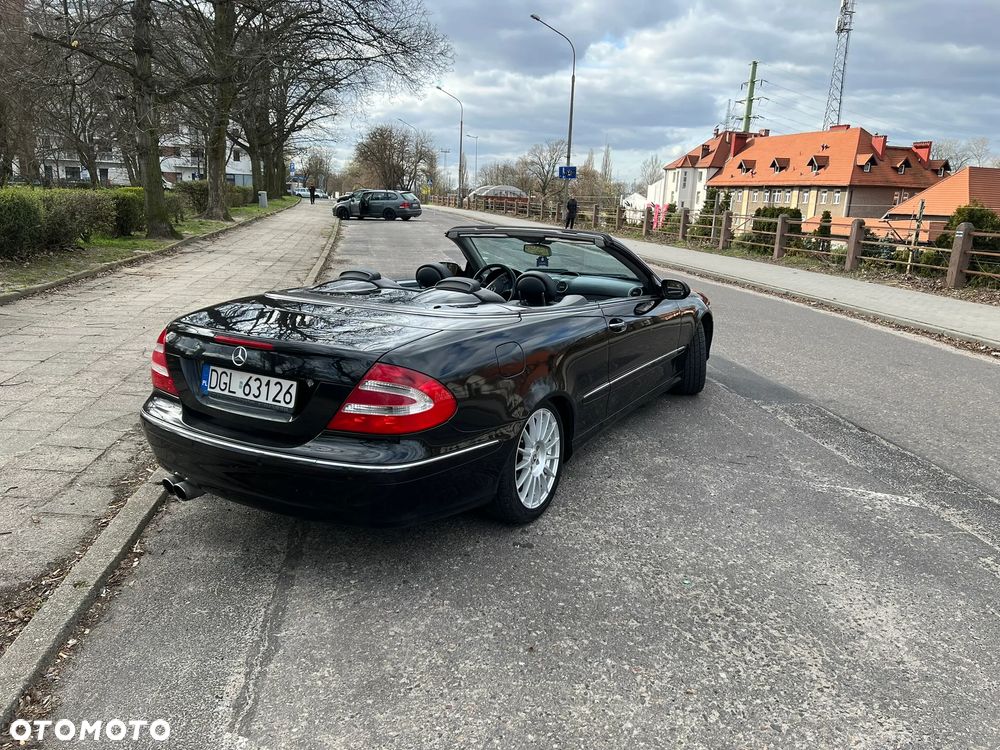Mercedes-Benz CLK - 17