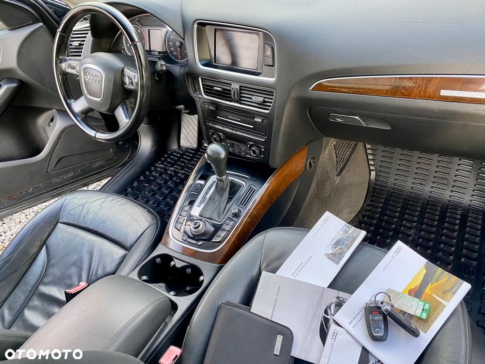 Audi Q5 3.2 FSI Quattro S tronic - 10