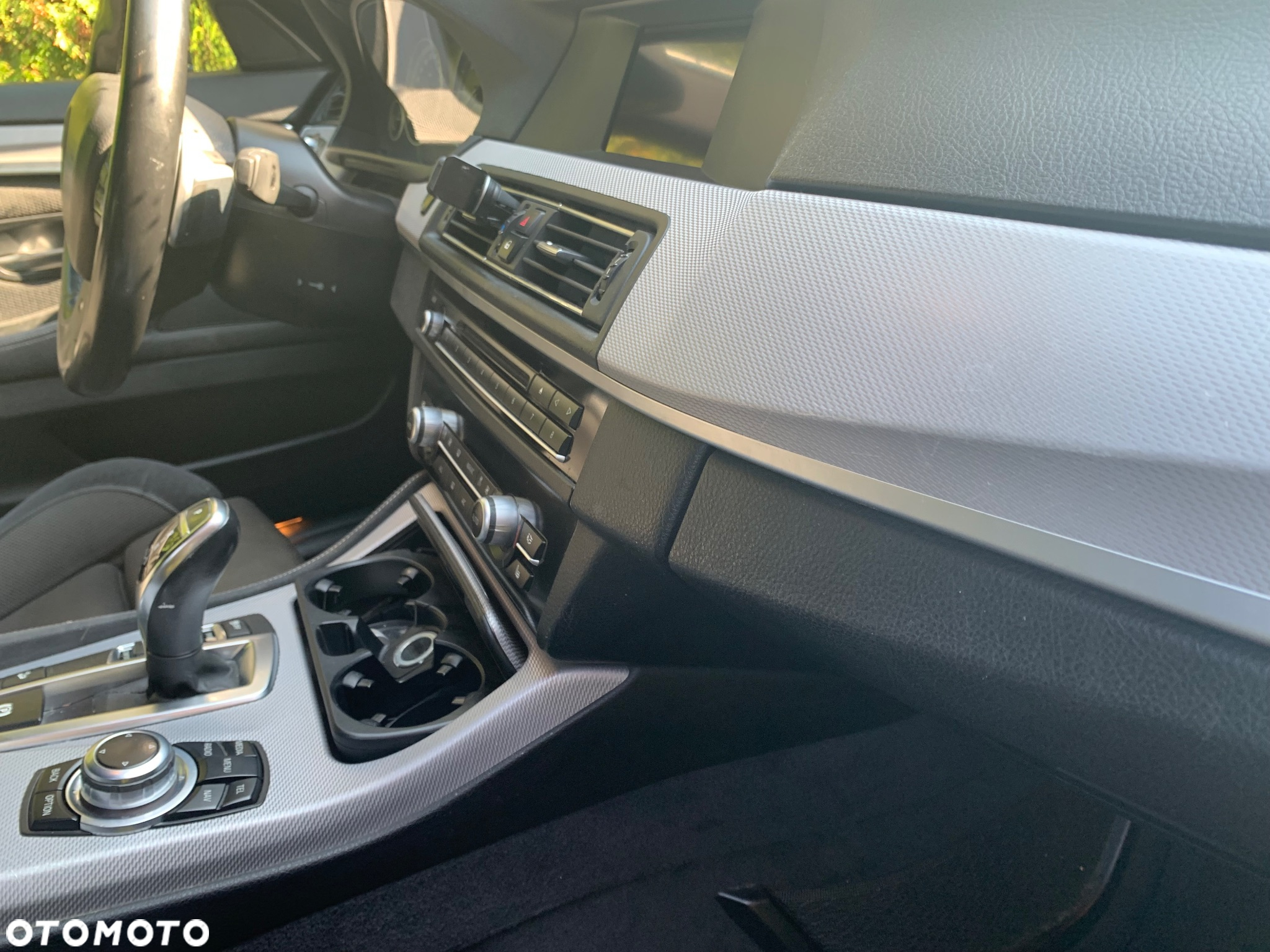 BMW Seria 5 525d xDrive - 11
