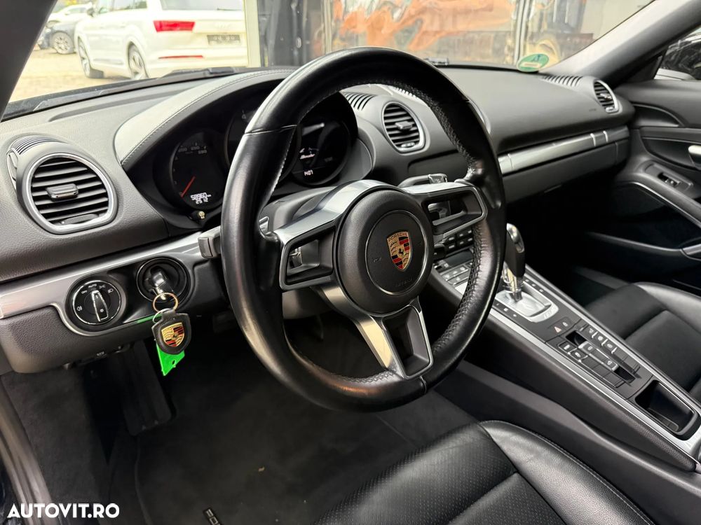 Porsche Boxster 718 PDK - 19