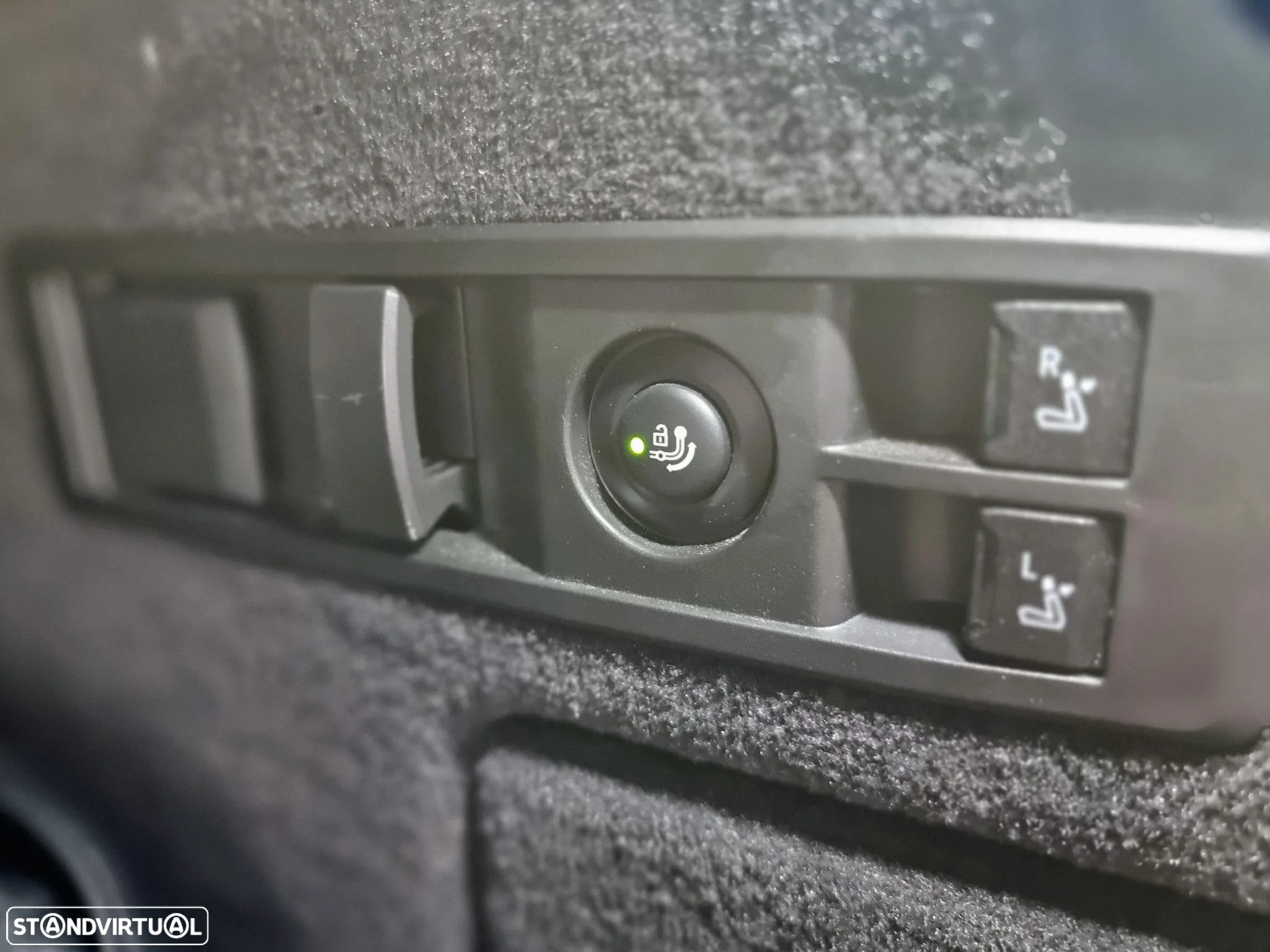 BMW iX xDrive 40 Pack Desportivo - 19