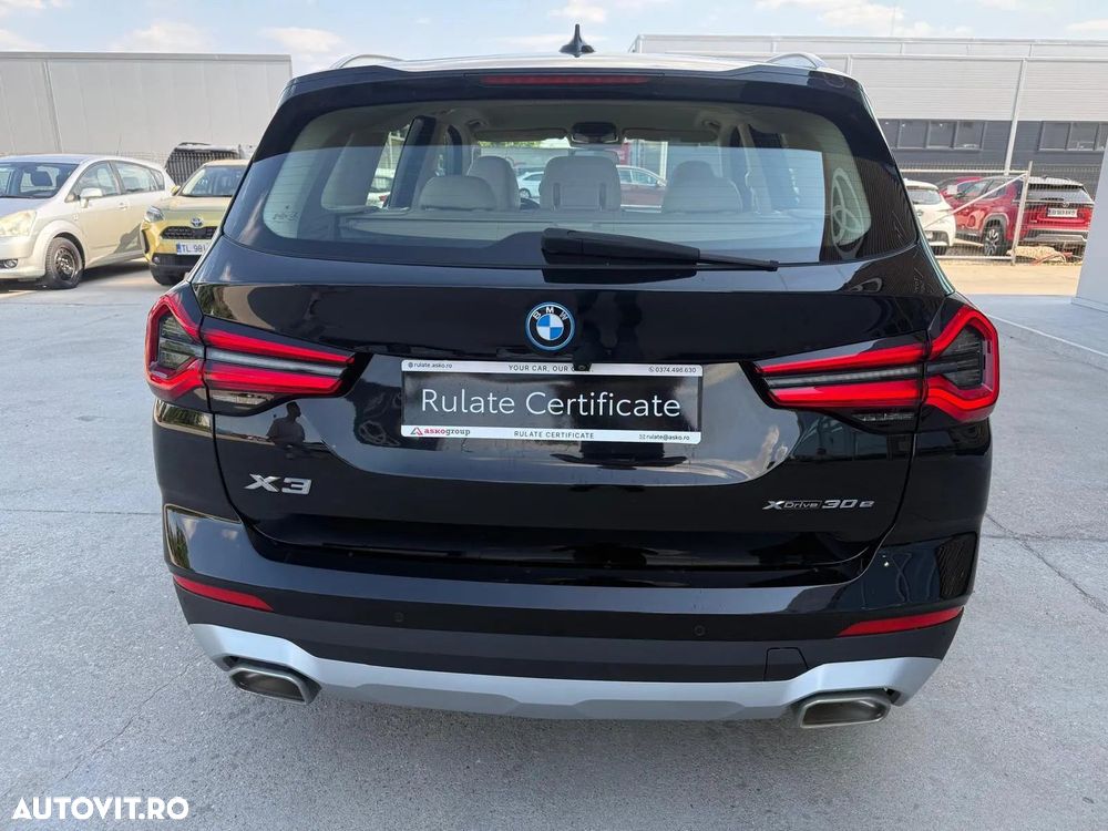 BMW X3 xDrive30e AT PHEV - 9