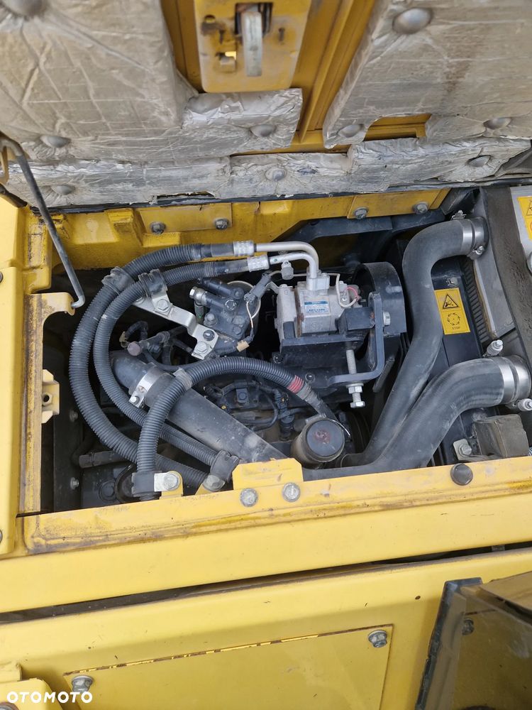 Komatsu PW118MR-8 - 10