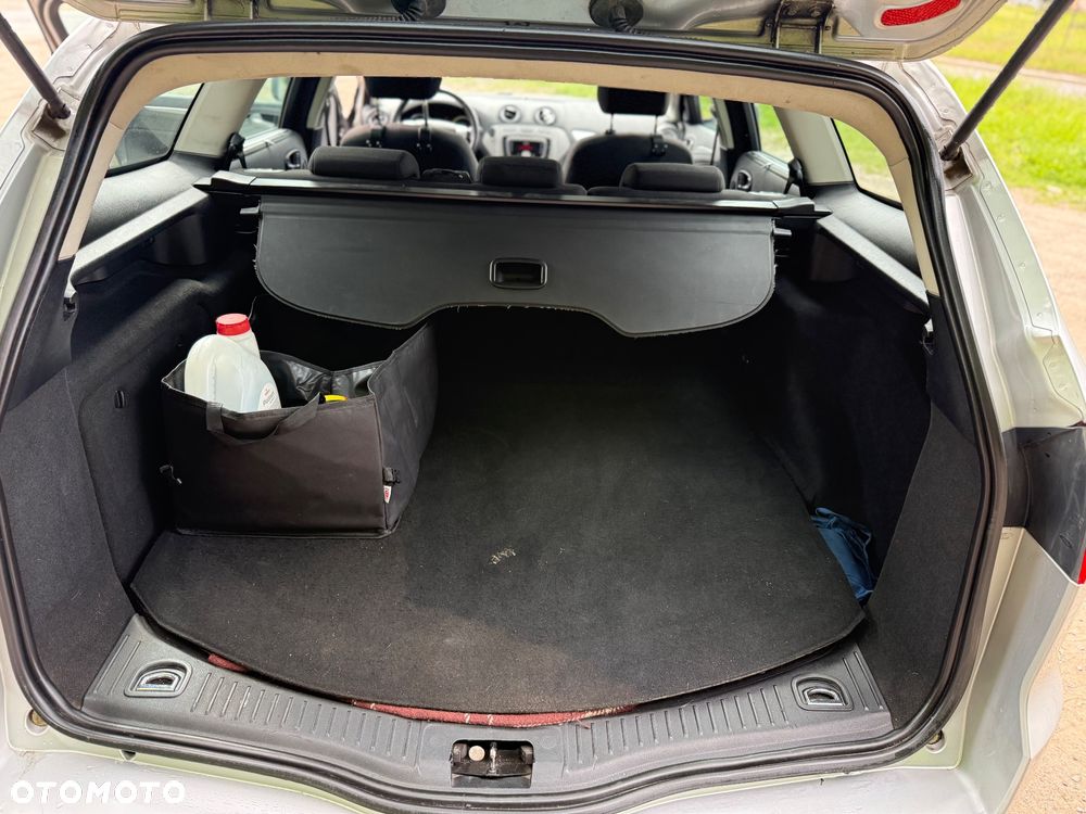 Ford Mondeo - 8