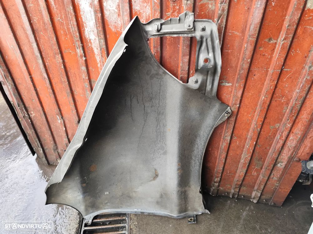 TOYOTA HIACE GUARDA LAMAS ESQUERDO - GL056 - 5