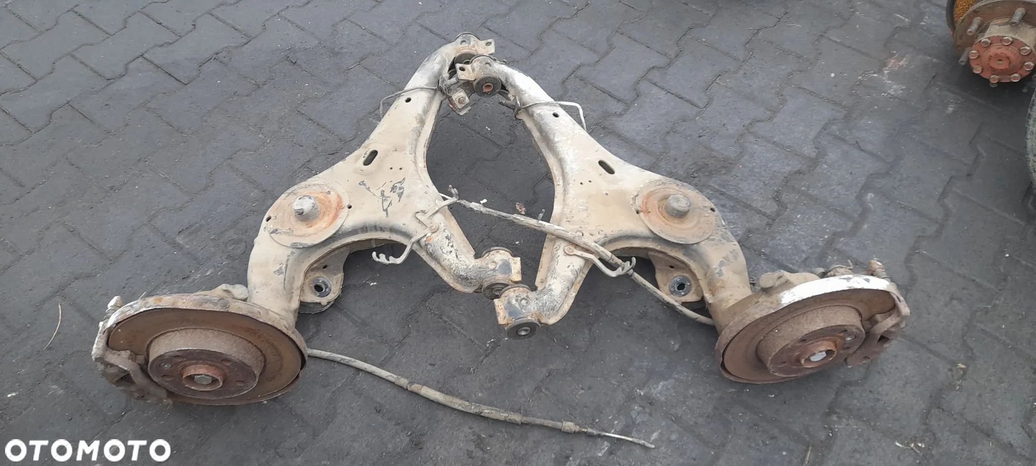 Wahacz z piastą Volkswagen T4 tył lewy/prawy!!Wysyłka!! - 1