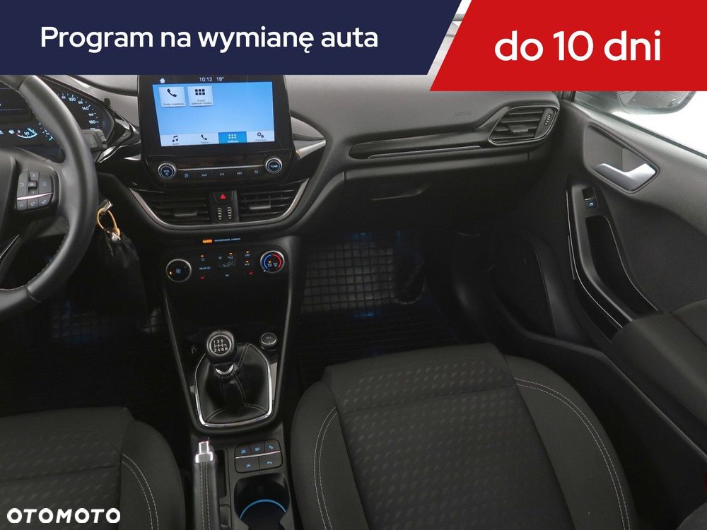 Ford Fiesta - 10