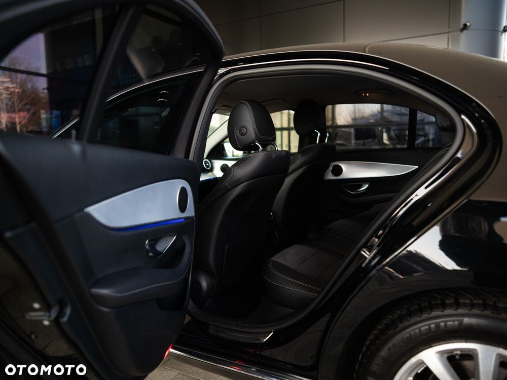 Mercedes-Benz Klasa E 200 d Business Edition 9G-TRONIC - 11