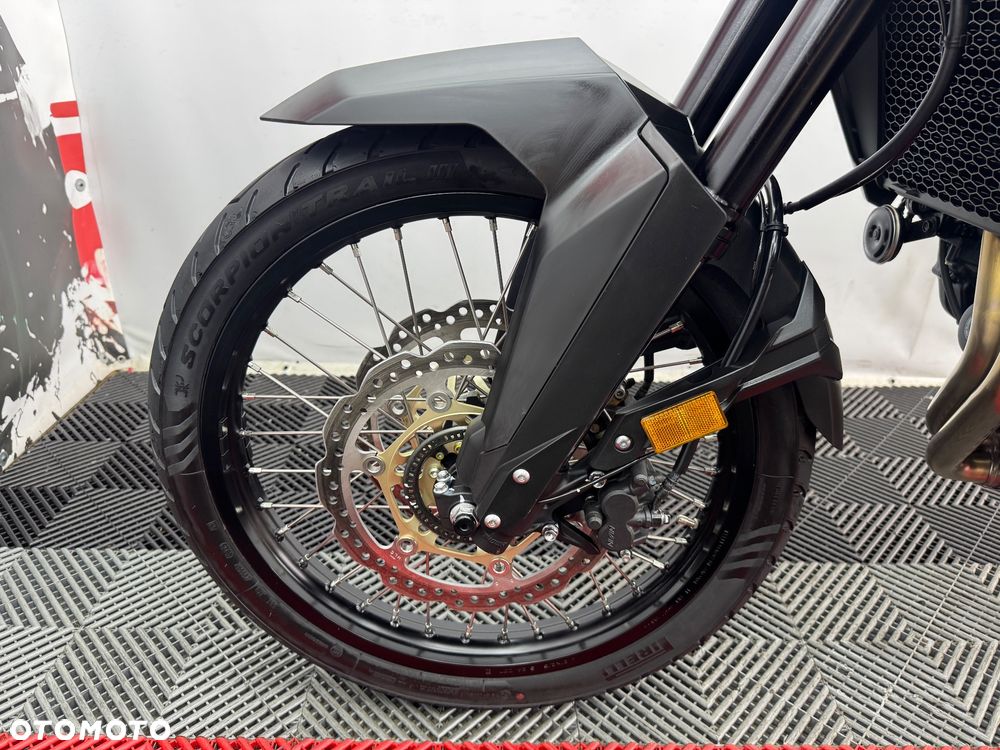 Honda XL - 9
